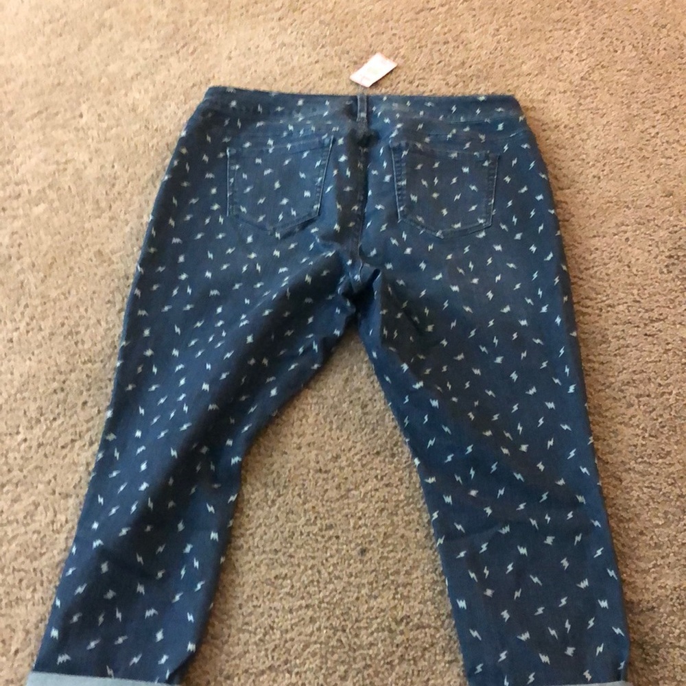 Jeans - Picture 2 of 3